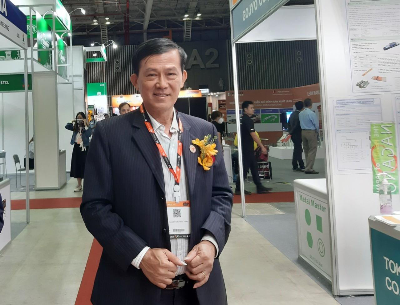 cong-nghe-ho-tro-tham-gia-sau-chuoi-cung-ung-toan-cau-cong-nghiep-o-to-con-gap-kho-20221009103905-7711.jpg