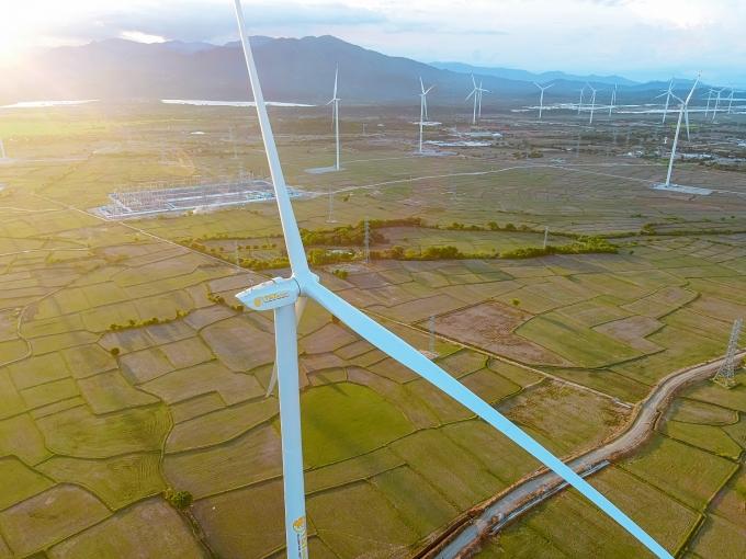 quy-mo-khung-cua-tap-doan-noi-chong-sap-cuoi-hoa-hau-do-my-linh-dang-lam-viec-20221021101921-3448.jpg