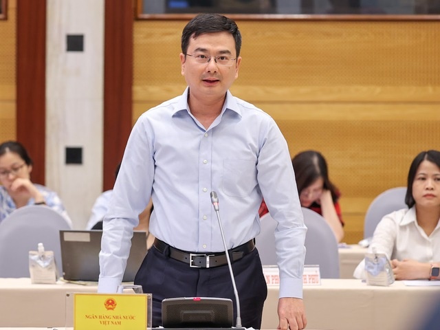lanh-dao-nhnn-noi-ve-giai-phap-ho-tro-doanh-nghiep-khi-mat-bang-lai-suat-tang-20221029225003.jpg?rt=20221030104950