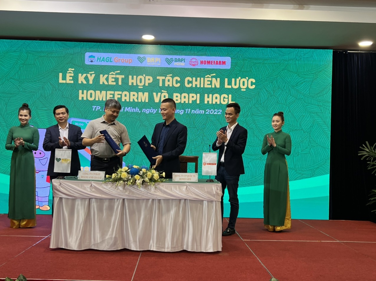 hagl-ban-thit-heo-qua-app-dat-muc-tieu-tiep-can-1-trieu-khach-hang-20221112121217.jpg?rt=20221112121220