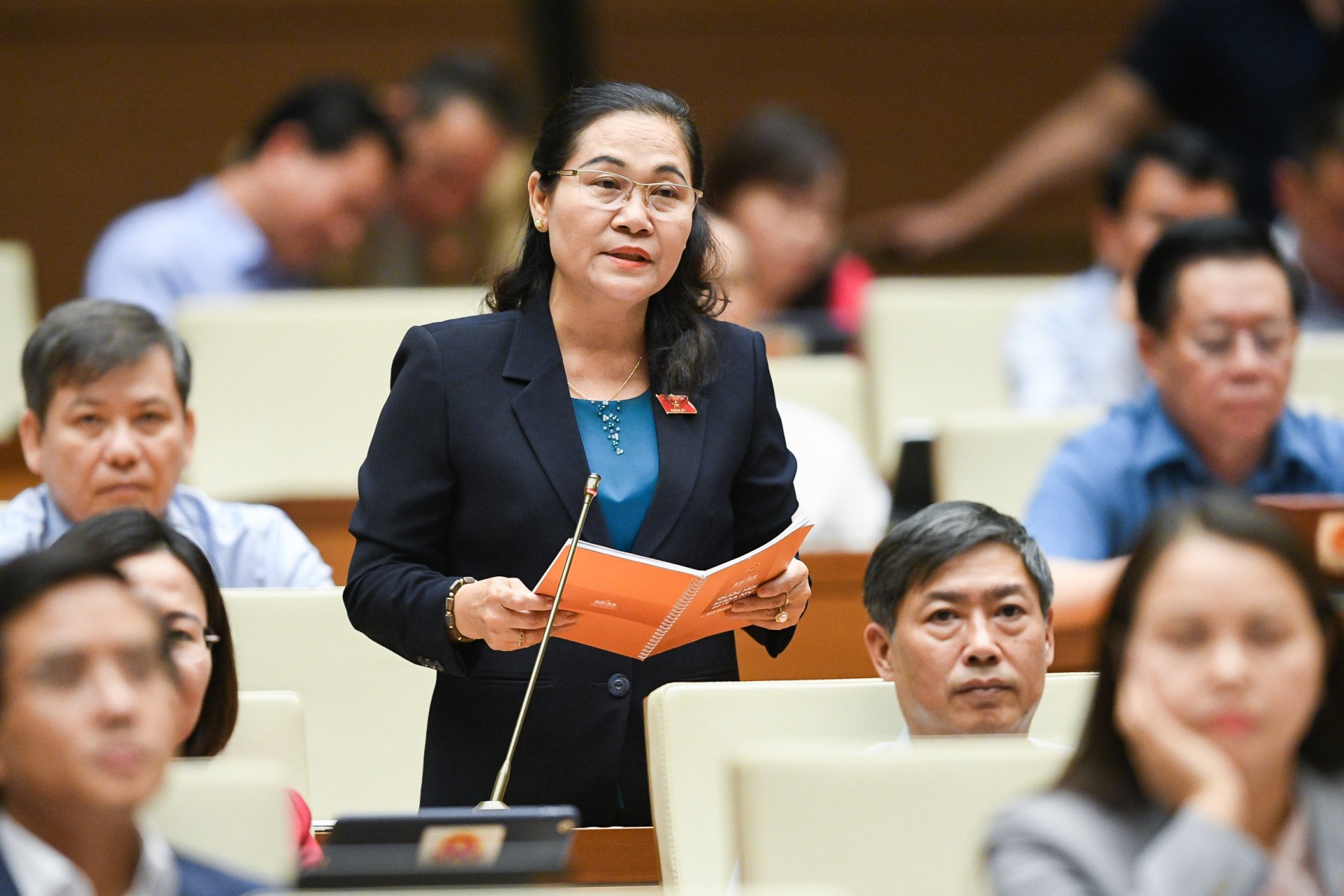 gia-nha-o-xa-hoi-co-noi-20-25-trieu-dongm2-bao-gio-ve-dung-thu-nhap-cua-cong-nhan-20221103174906.jpg?rt=20221103175034