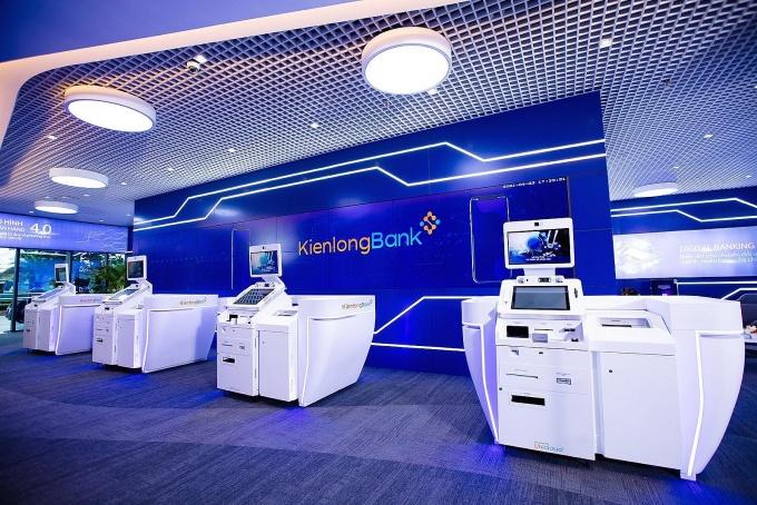 kienlongbank-giai-bai-toan-phat-trien-duong-dai-bang-chien-luoc-kinh-doanh-ben-vung-20221109105630-1496.jpg