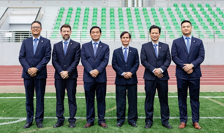 chan-dung-nguoi-thay-ong-le-viet-hai-ngoi-ghe-chu-tich-hdqt-xay-dung-hoa-binh-20221214173906.jpg?rt=20221214173908