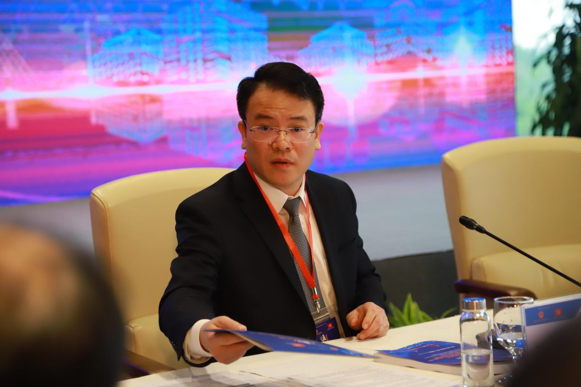 nhieu-thach-thuc-khi-tong-von-dau-tu-cong-nam-2023-tang-cao-ky-luc-20221217152233-4716.jpg