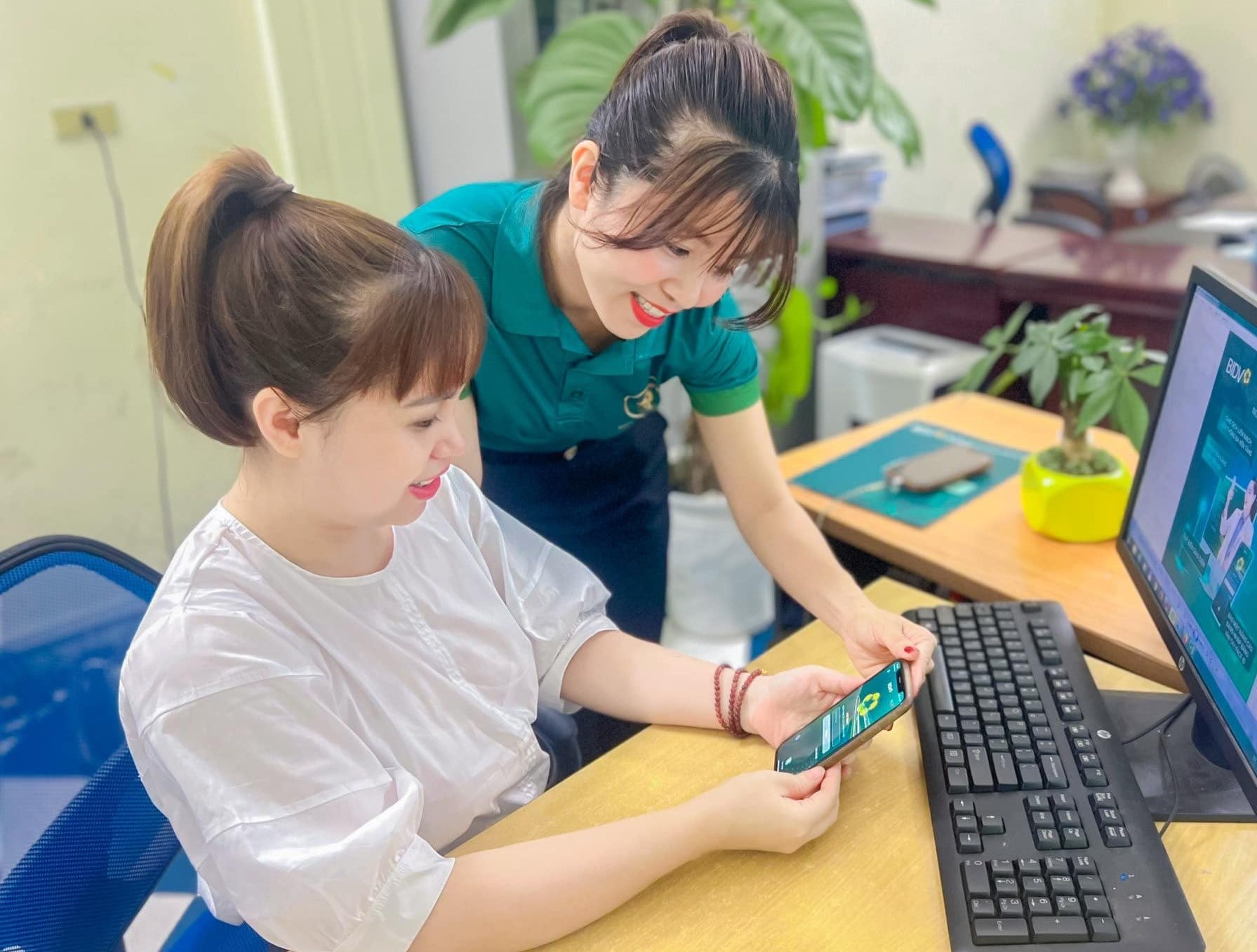 bidv-sap-cho-ra-mat-nen-tang-so-smeasy-voi-tinh-nang-va-thiet-ke-danh-rieng-cho-nu-lanh-dao-doanh-nghiep20221206113939.jpg?rt=20221206113945