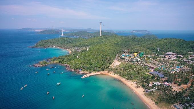 hanh-trinh-trai-nghiem-phu-quoc-vung-dat-12-mua-le-hoi-ruc-ro-ngay-tro-lai-20220930143105-4925.jpg