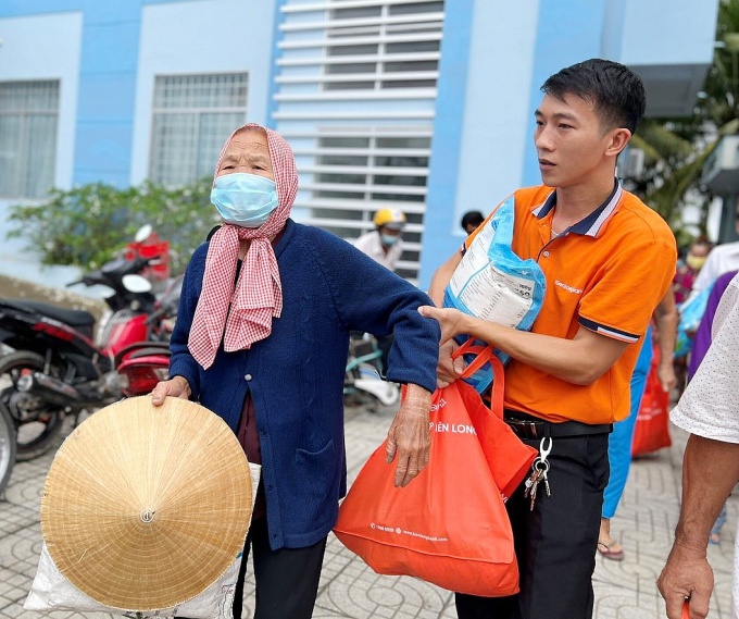 kienlongbank-tiep-tuc-hanh-trinh-san-se-yeu-thuong-them-huong-ngay-tet-nam-thu-10-20230112115916-9577.jpg