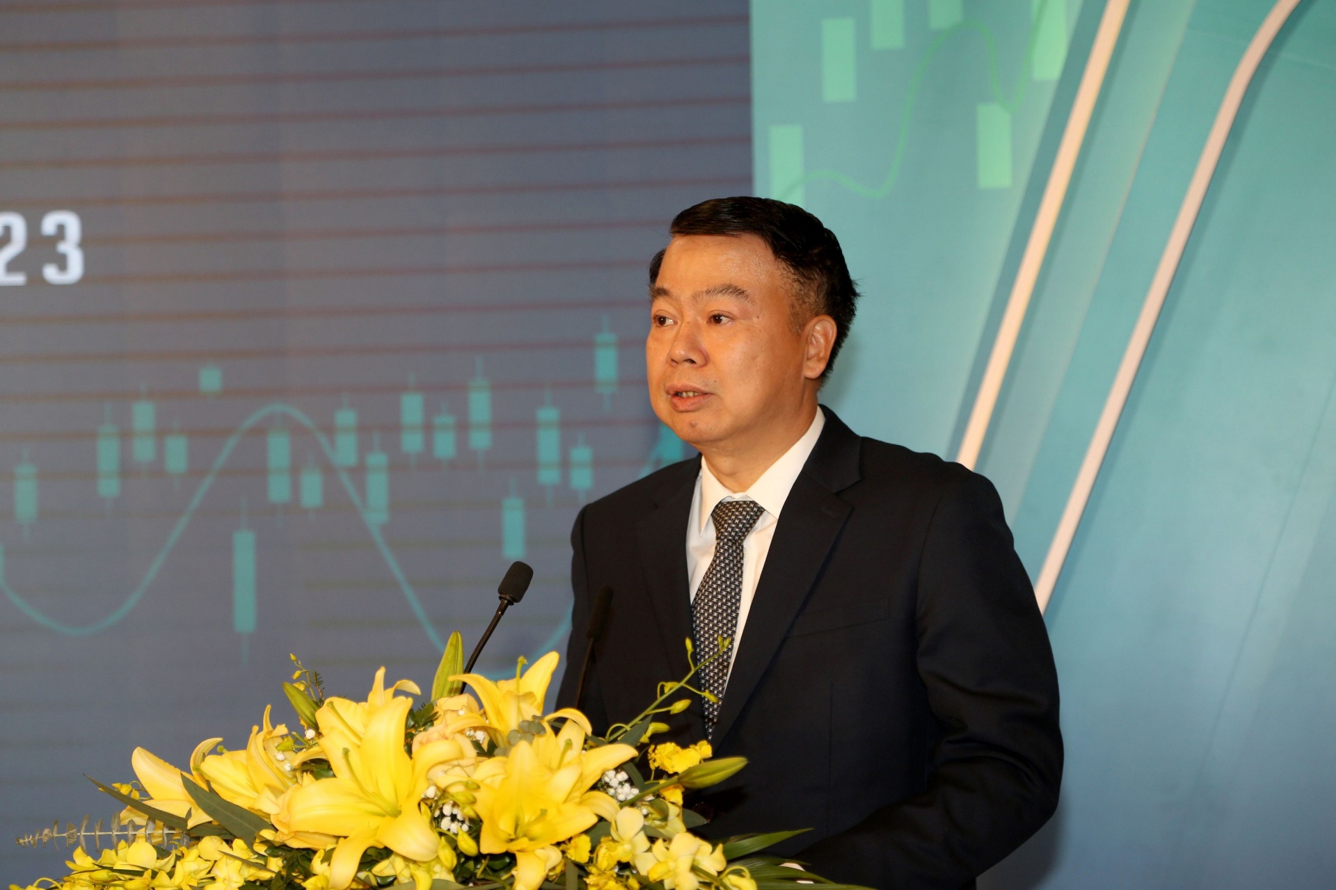 thi-truong-chung-khoan-viet-nam-se-tro-lai-manh-me-trong-nam-2023-20230103113711-5974.jpg
