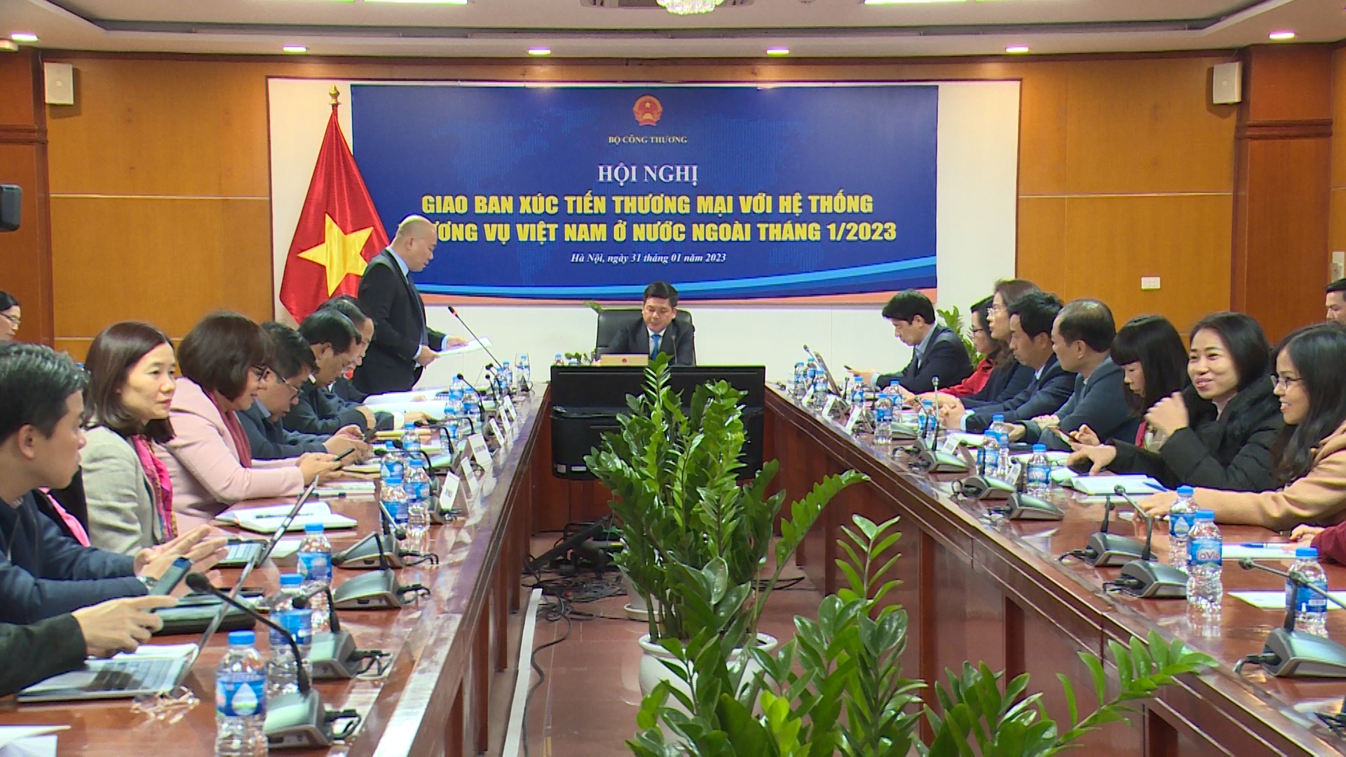 thuong-mai-viet-nam-hoa-ky-se-tiep-tuc-vuot-moc-100-ty-usd-trong-nam-nay-20230131152443.jpg?rt=20230131152448