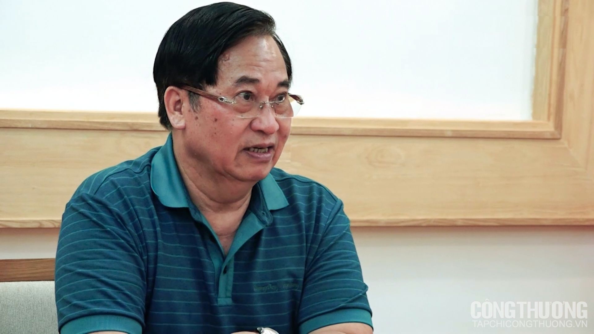 don-hang-sut-giam-doanh-nghiep-det-may-lam-vao-the-kho-20221128164528-8831.jpg