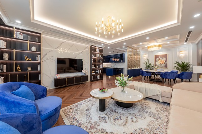 02-the-diamond-residence-dinh-hinh-phong-cach-song-chu-nhan-8235-6888.jpg