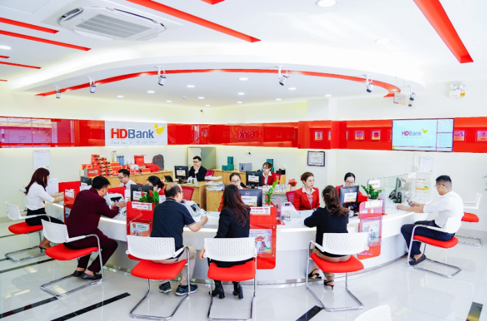 HDBank Generates $231 Million Profit in H1