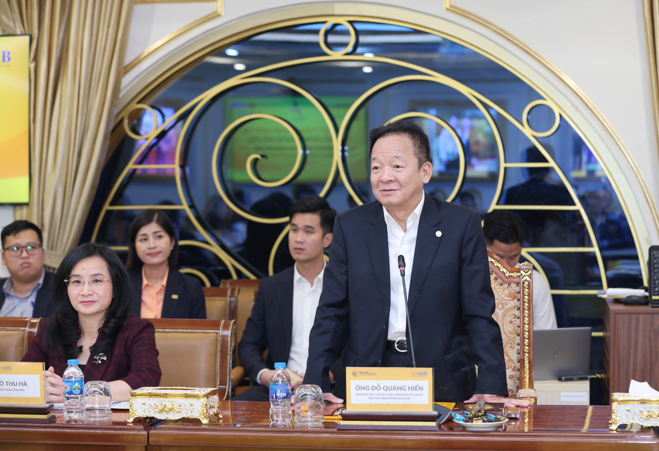 anh-2-9891.jpg