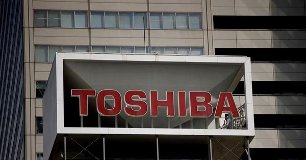 Toshiba chính thức hủy niêm yết từ hôm nay - đối diện tương lai bất định