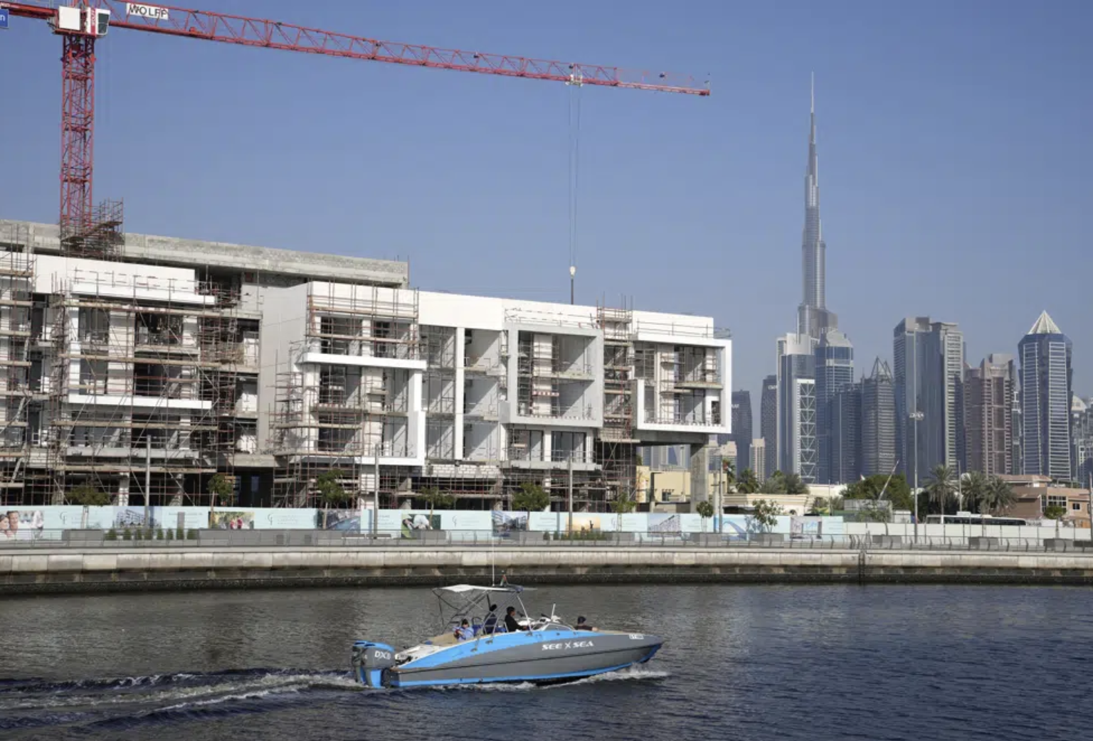 dubai-2-1435.png