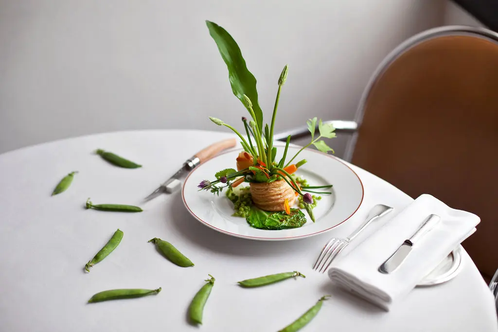 3-sao-michelin-chiec-vuong-mien-duoc-khat-khao-nhat-cua-the-gioi-am-thuc-20230228084303-6376.png
