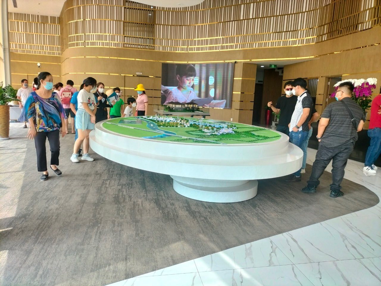 4-7758.jpg