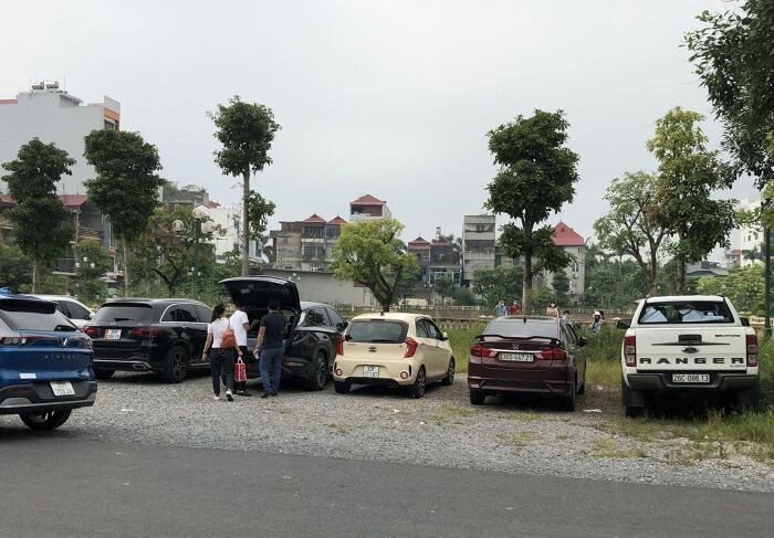 Nhà đầu tư trông chờ thị trường bất động sản sẽ còn đợt giảm giá?