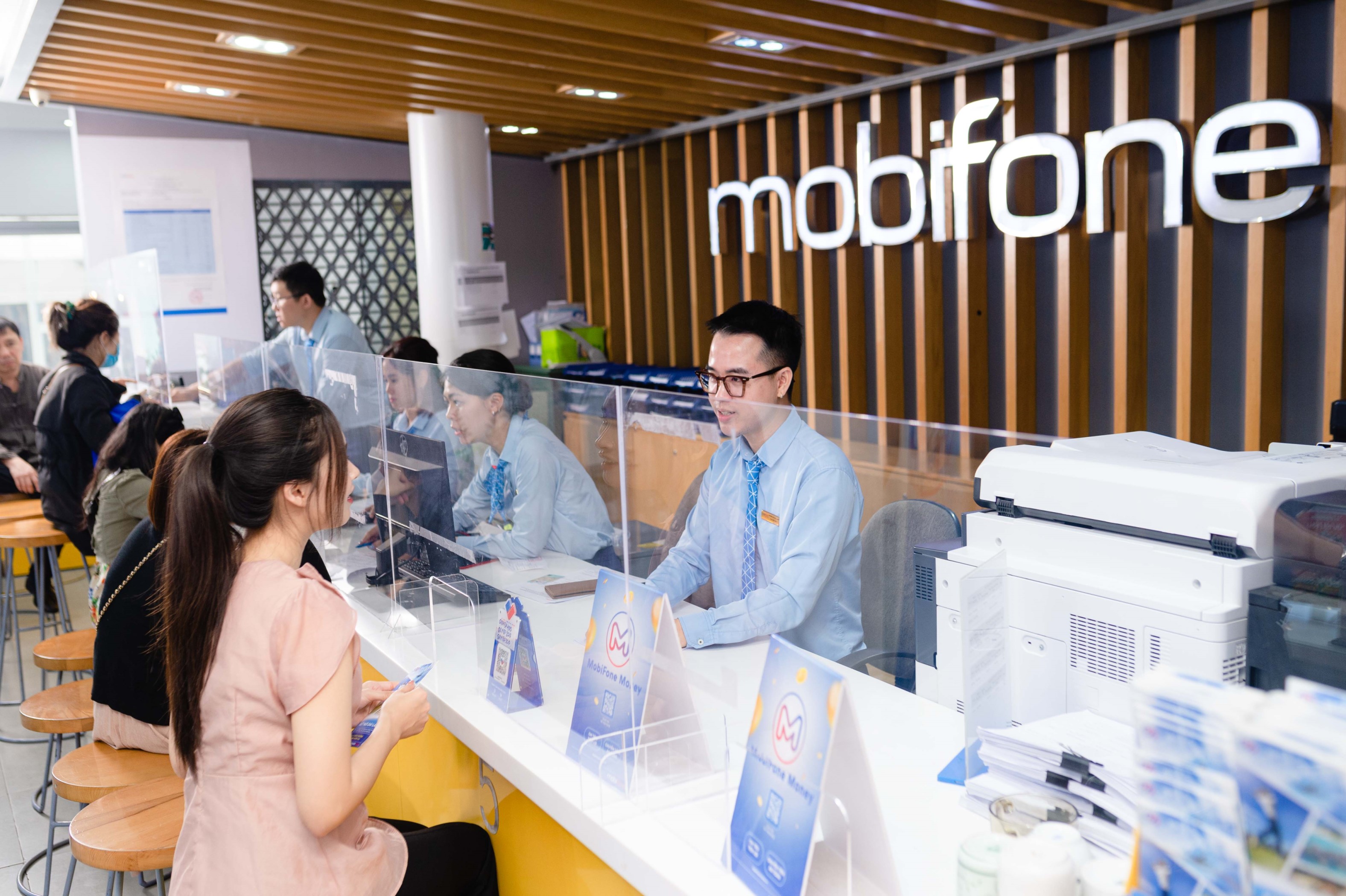 MobiFone “chơi lớn” ưu đãi 30Gb tri ân khách hàng mừng sinh nhật 30 năm