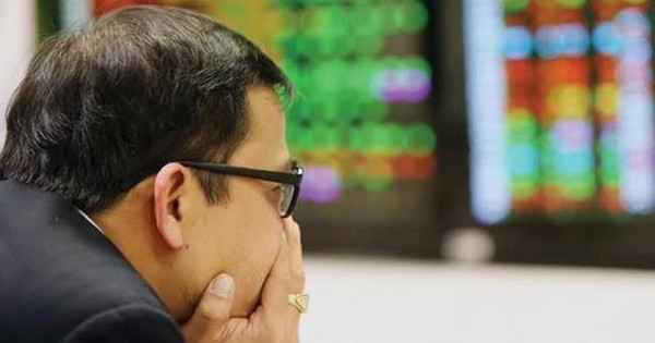 Chuyên gia: Đầu tư chứng khoán đang hấp dẫn hơn gửi tiết kiệm