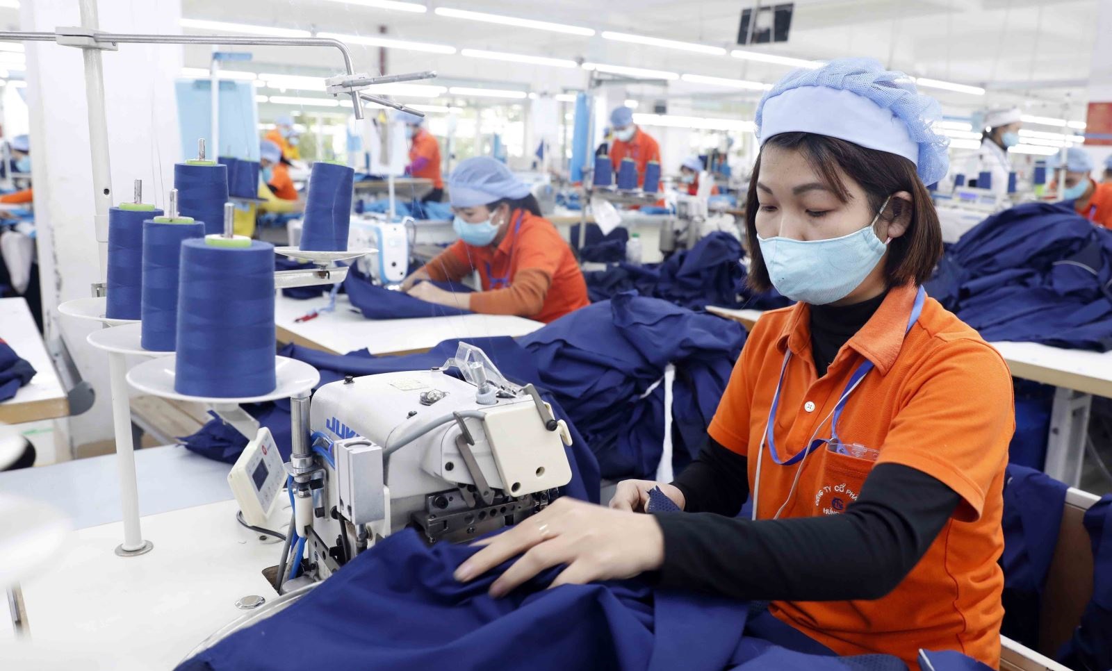 Quý đầu năm 2023 nhiều doanh nghiệp dệt may thiếu đơn hàng (Ảnh minh họa)