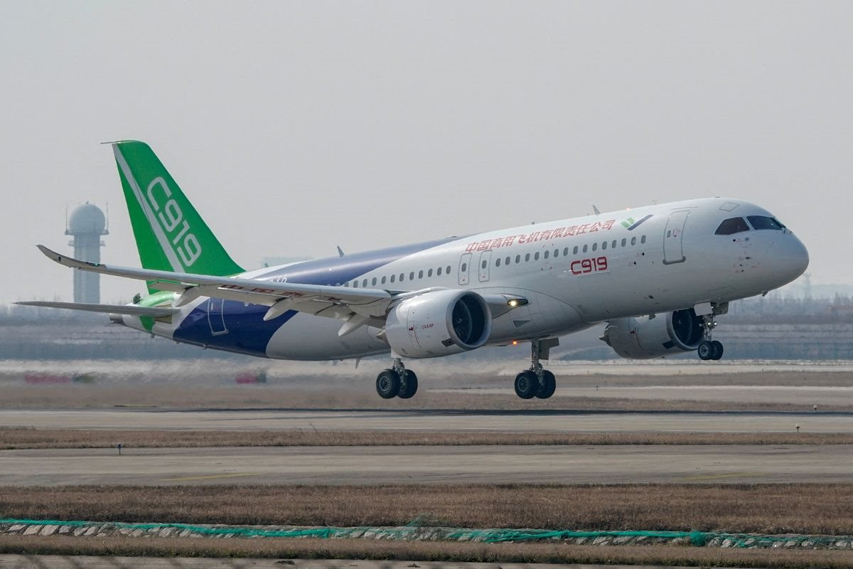 c919prototype-1-416.jpg