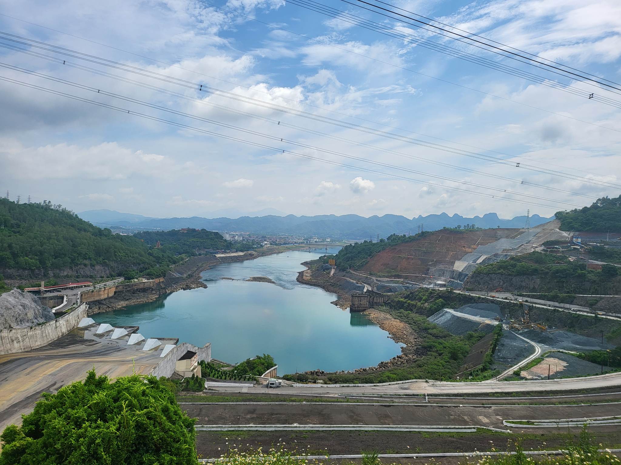 Hồ Thủy điện Hòa Bình ngày 13/6