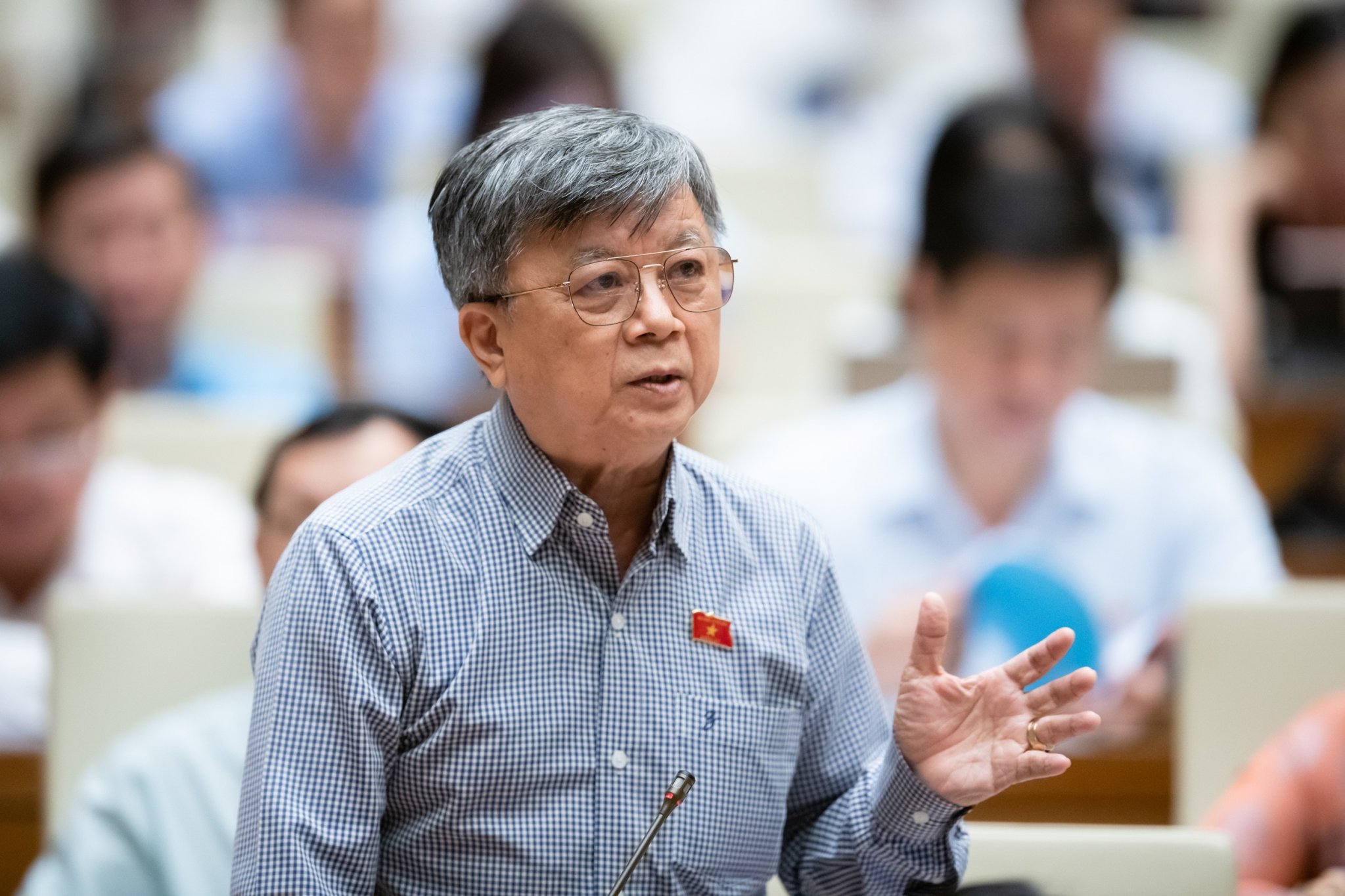 nghia-7132.jpg