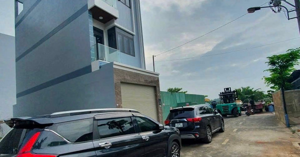 Nghịch cảnh mắc kẹt thanh khoản: Chủ nhà phố vẫn hét giá rất cao dù bán không được, người mua thì sợ 'hớ'