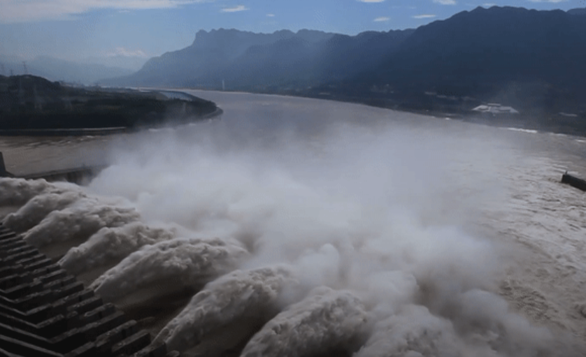 Siêu dự án Trung Quốc ấp ủ từ thời lập quốc đến nay chưa xong: Vốn khủng "đè bẹp" đập Tam Hiệp, 1 kỷ lục vượt Hoàng Hà