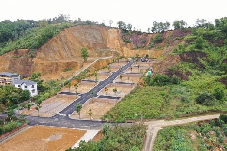 Đầu tư đất nền bây giờ hay đợi thêm?