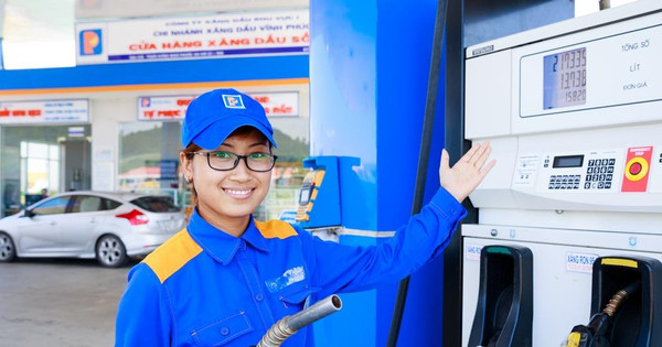 Lợi nhuận Petrolimex tăng gấp rưỡi năm 2023 dù doanh thu giảm 12%