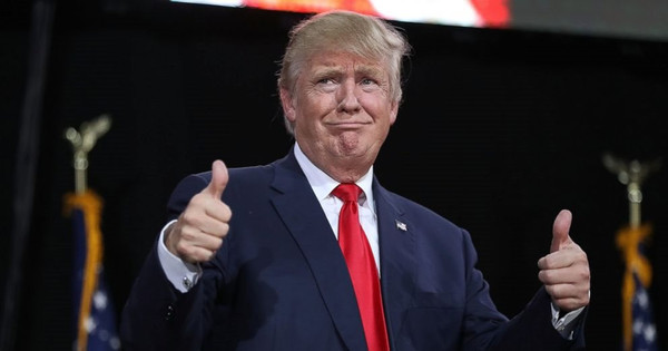 Ông Donald Trump nắm chắc chiến thắng đầu tay trong cuộc đua "giành vé" để trở lại Nhà Trắng