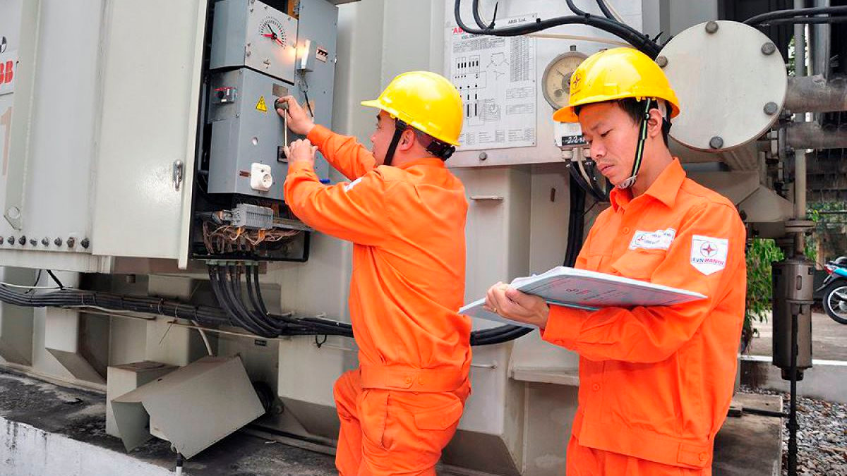 Bộ Công Thương đề xuất tăng tiếp giá điện trong năm 2024. Ảnh minh họa.
