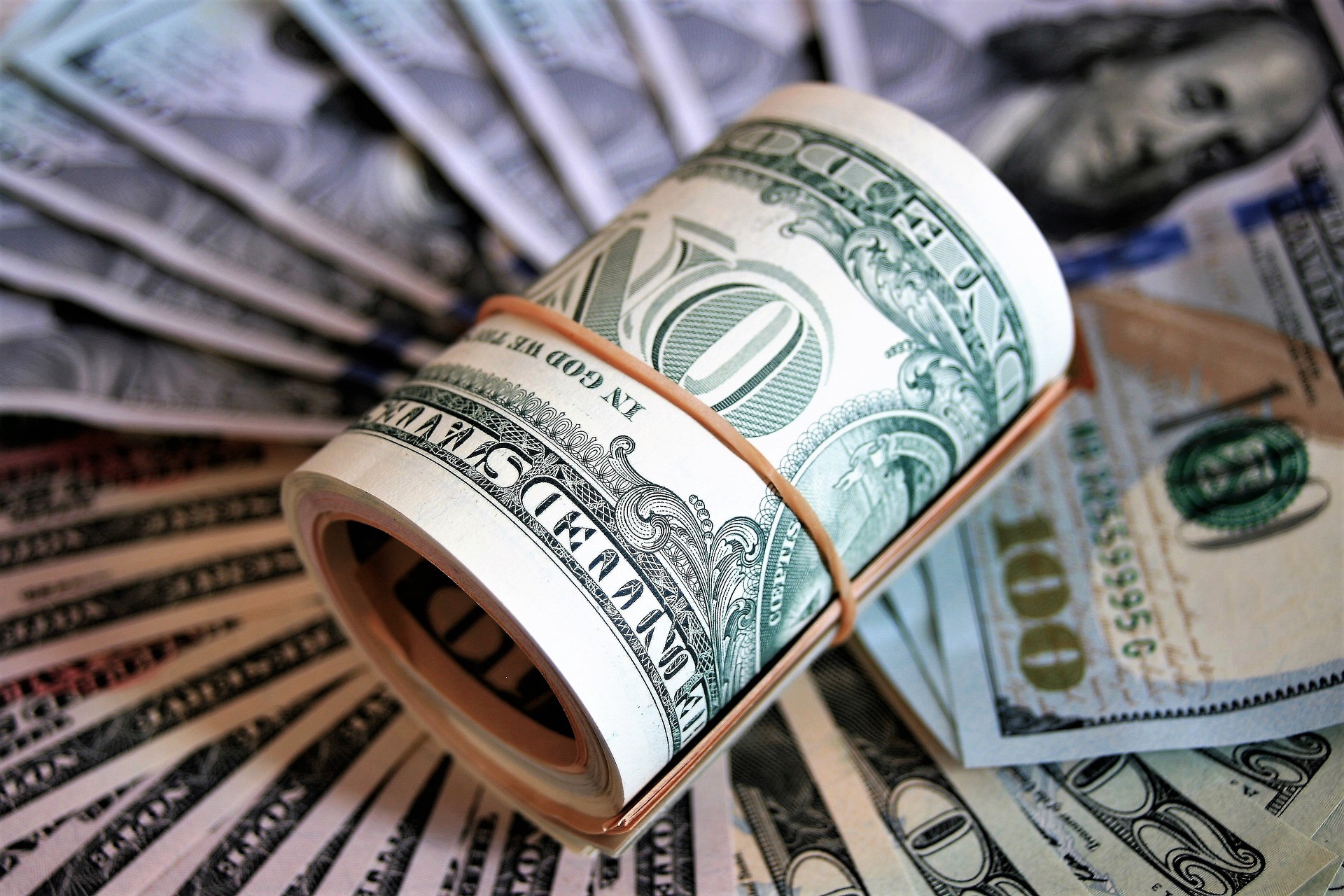 Tỷ giá USD/VND đi xuống phiên đầu tuần.
