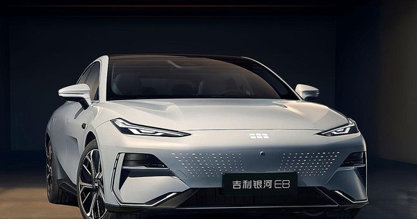 Thương hiệu vừa vào Việt Nam giới thiệu "bom tấn" sedan điện nhìn là mê: có thông số vượt trội hơn Mercedes-Benz EQS, giá chỉ từ 600 triệu đồng