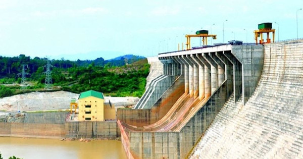 DN đầu tiên trên sàn chứng khoán công bố BCTC quý 4/2023: Lợi nhuận giảm gần 40%