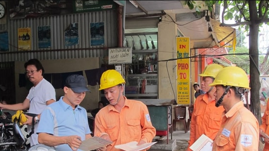 Tăng giá điện, người dân phải trả thêm bao nhiêu tiền?