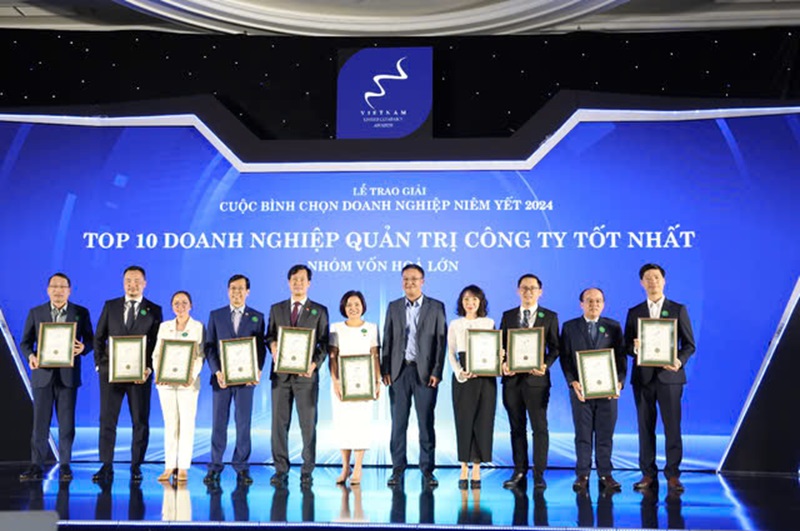 PVCFC được vinh danh 3 hạng mục về quản trị và phát triển bền vững