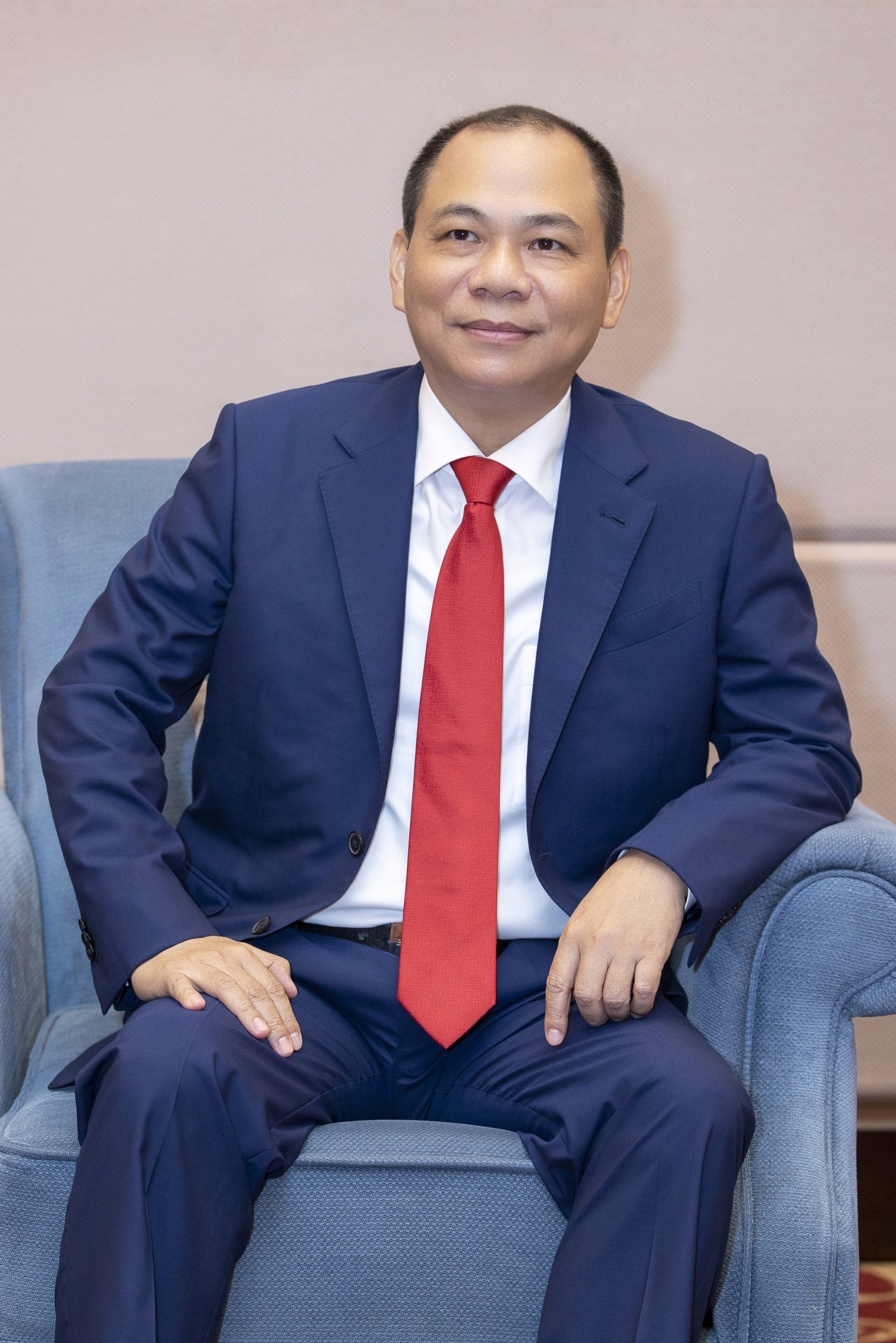 ong-pham-nhat-vuong-6685-5276.jpg
