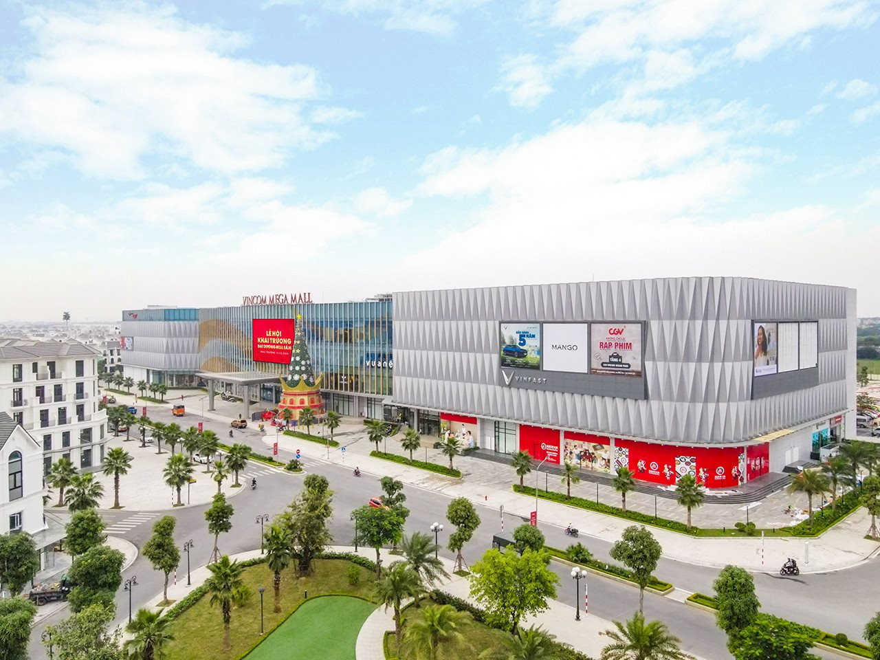 Những "cá mập" nào đang nắm giữ Vincom Retail?