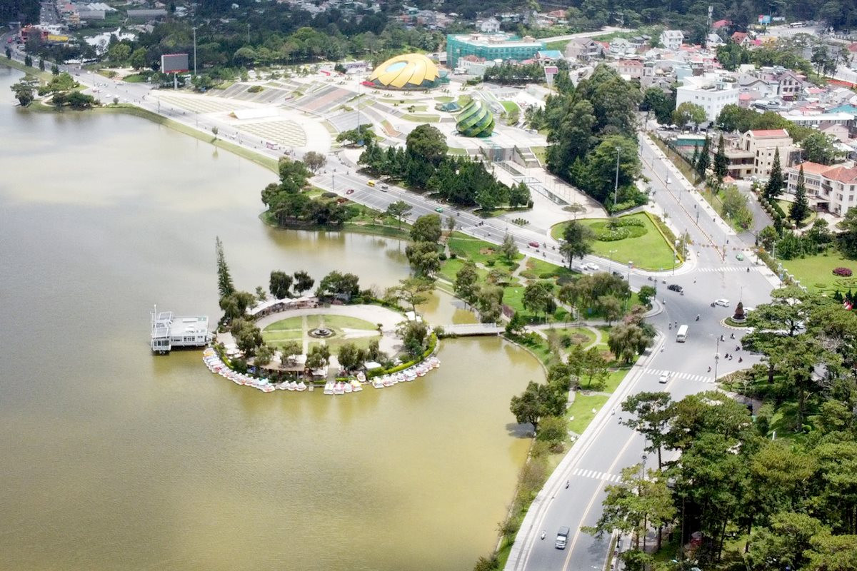 “Bể kèo” đấu giá 15 tỷ đồng/năm, nhà hàng Thủy Tạ tại Đà Lạt được đề xuất giá khởi điểm cho thuê hơn 36 tỷ đồng trong 10 năm