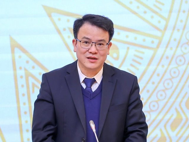 Thứ trưởng Bộ Kế hoạch và Đầu tư Trần Quốc Phương chia sẻ tại buổi họp báo.