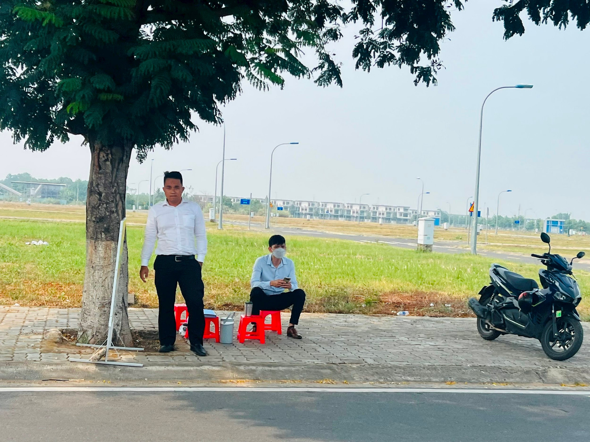 Đất phân lô lại "nóng"