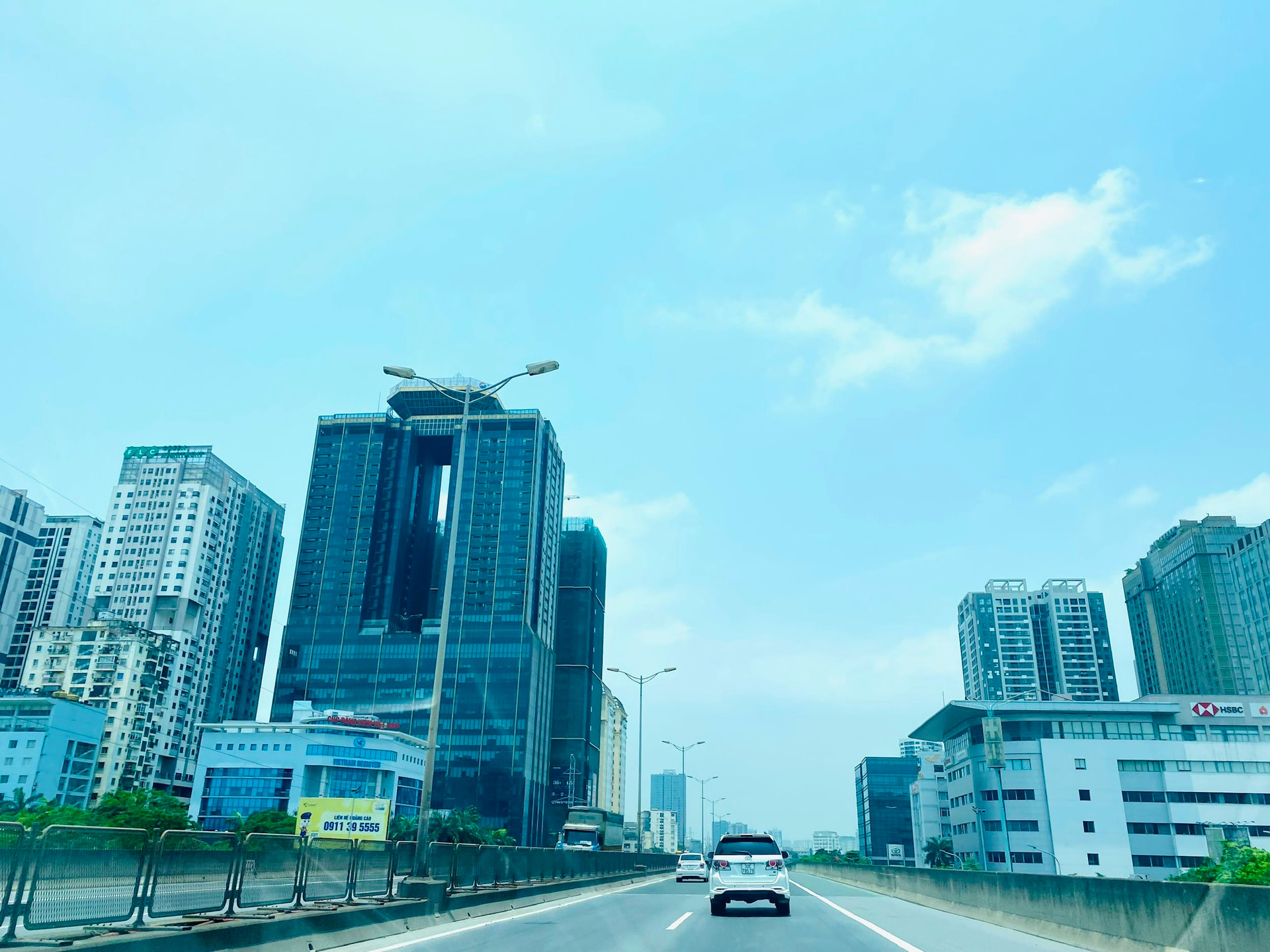 Khi đầu tư căn hộ cho thuê, khách hàng lưu ý việc dùng đòn bẩy tài chính.(Ảnh: MarketTimes)