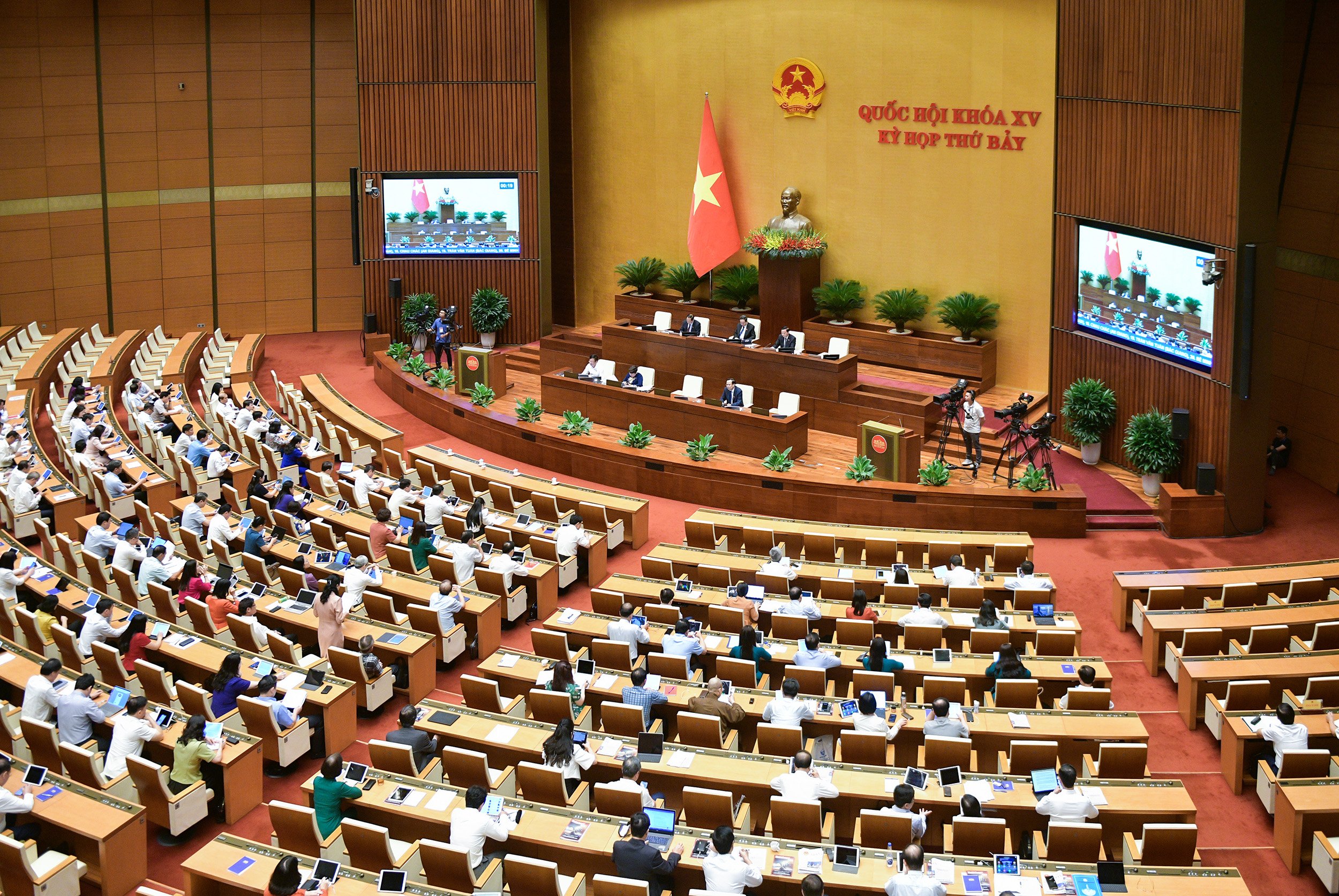 Quốc hội dành cả ngày 27/5 để thảo luận hội trường về một số nội dung còn ý kiến khác nhau của dự thảo Luật Bảo hiểm xã hội (sửa đổi) - Ảnh: Quốc hội