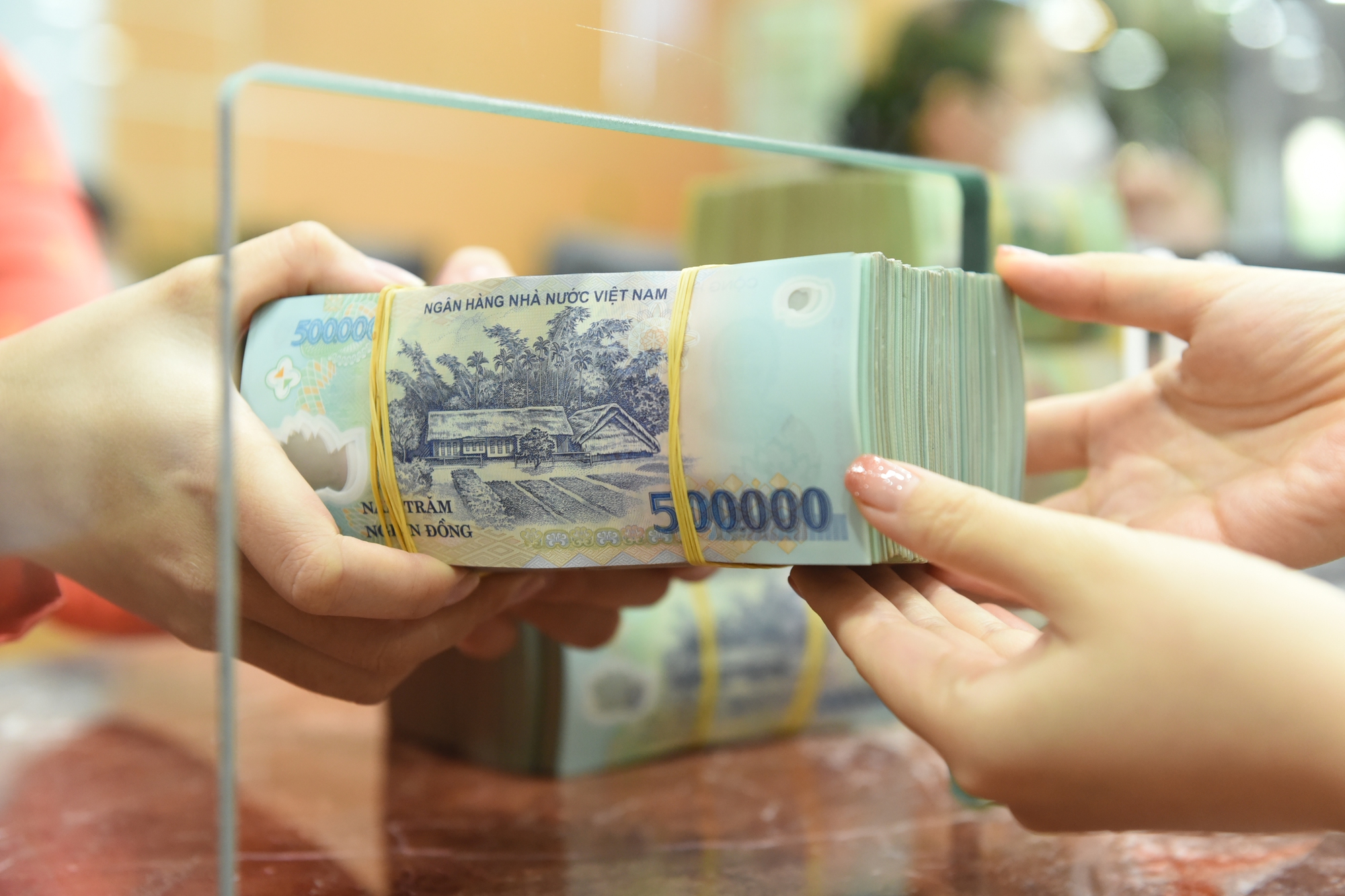 Lãi suất huy động có thể tăng trong nửa cuối 2024.