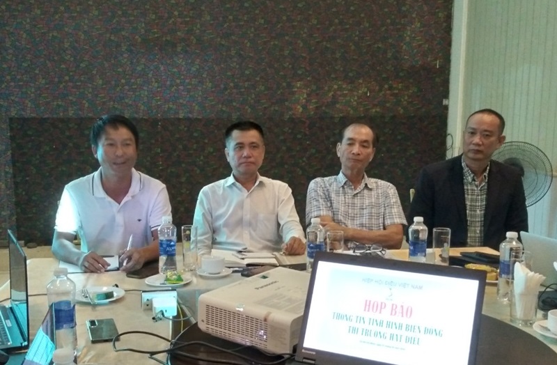 Họp báo ngành Điều