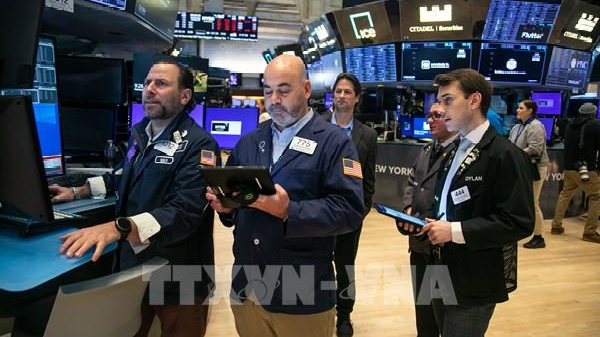 Chỉ số S&P 500 và Nasdaq nối dài chuỗi kỷ lục