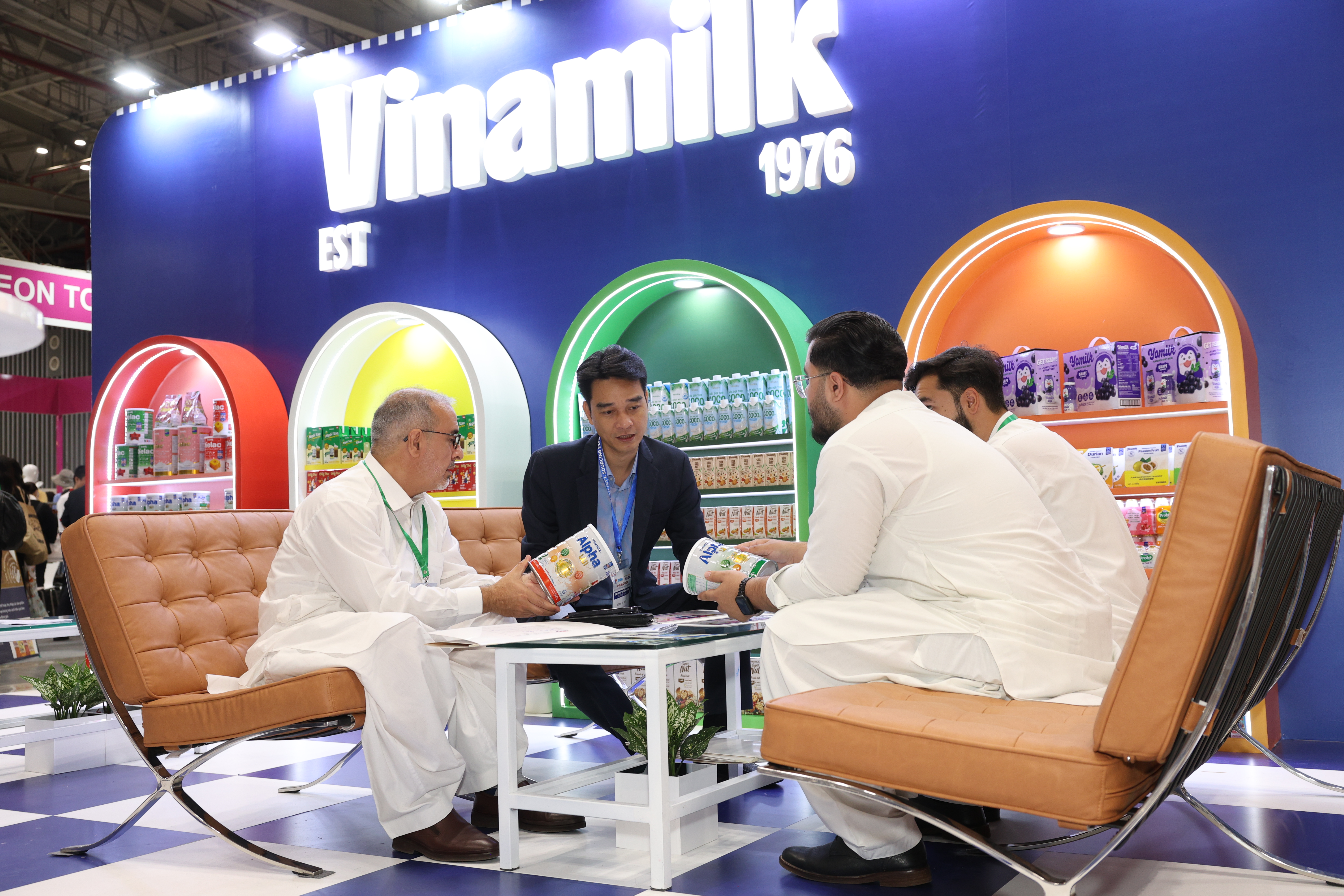 Vinamilk - Doanh nghiệp FMCG duy nhất 12 năm liền có mặt trong top 50 công ty niêm yết của Forbes Việt Nam